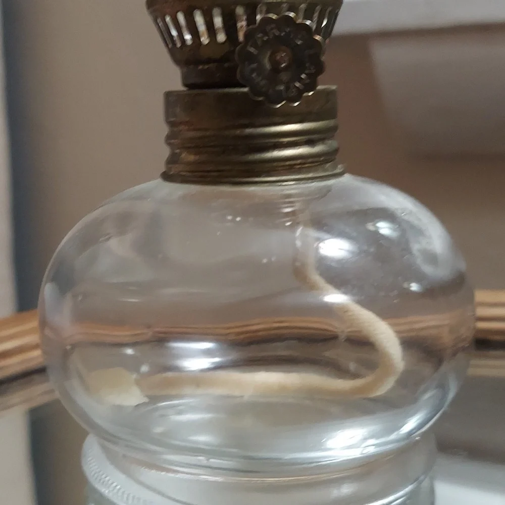 8 inch Lamplight Farms #2 Oil Lamp Clear Glass Ball Made In Italy